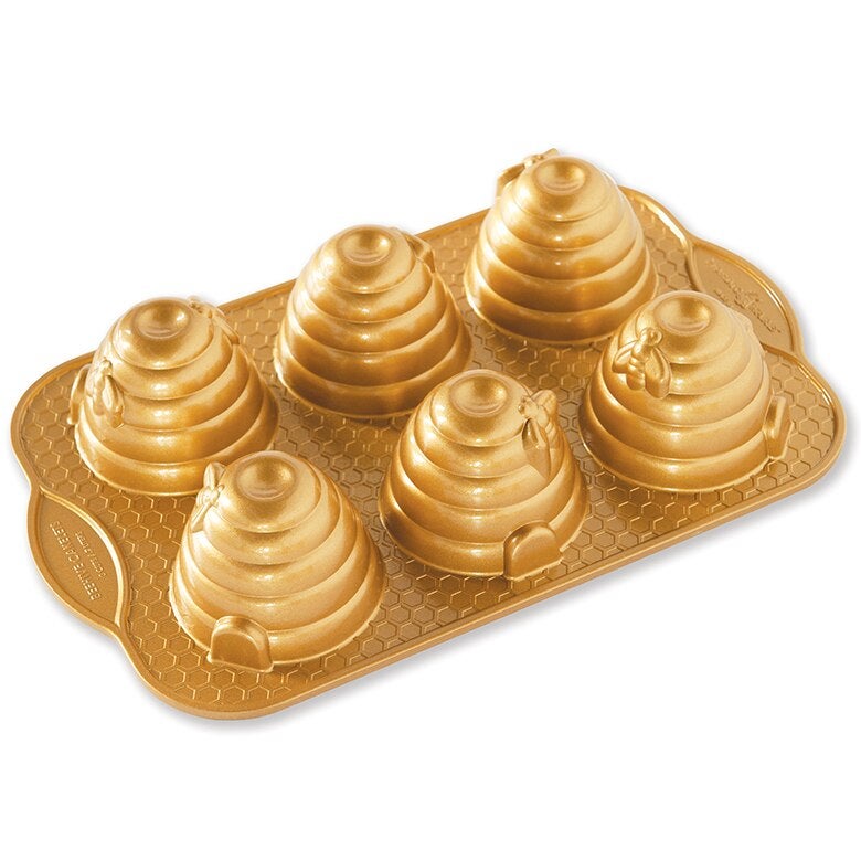 Nordic ware beehive cake pan top